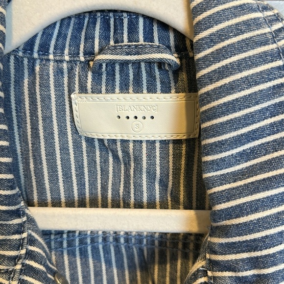 Blank NYC blue/white striped 4 pocket raw hem jean jacket size S - Picture 2 of 3